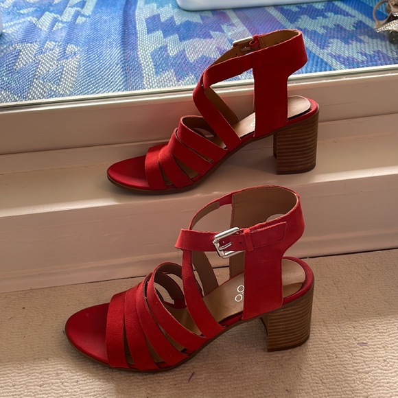 Franco Sarto Red Strappy Heel - Picture 2 of 4